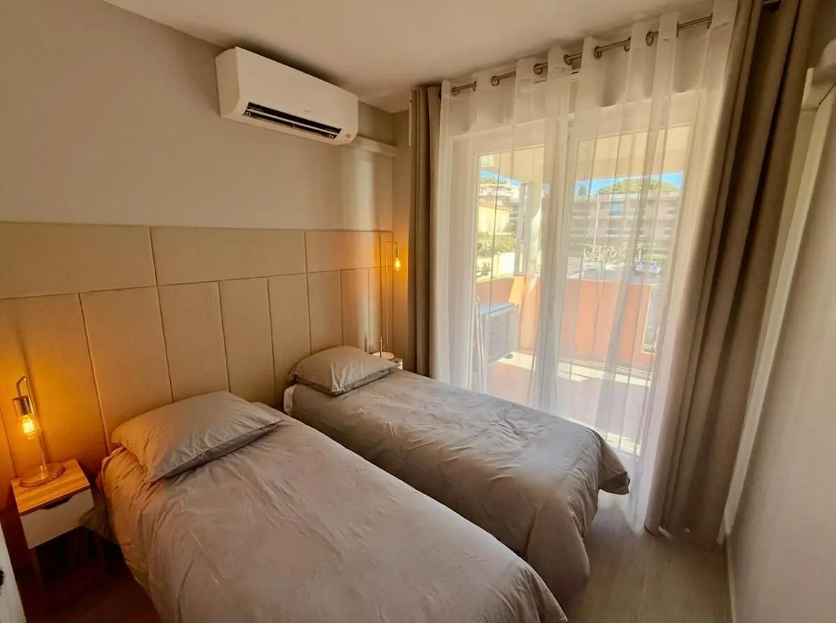 Apartament Stunning Sea View Cavalaire-sur-Mer Francja