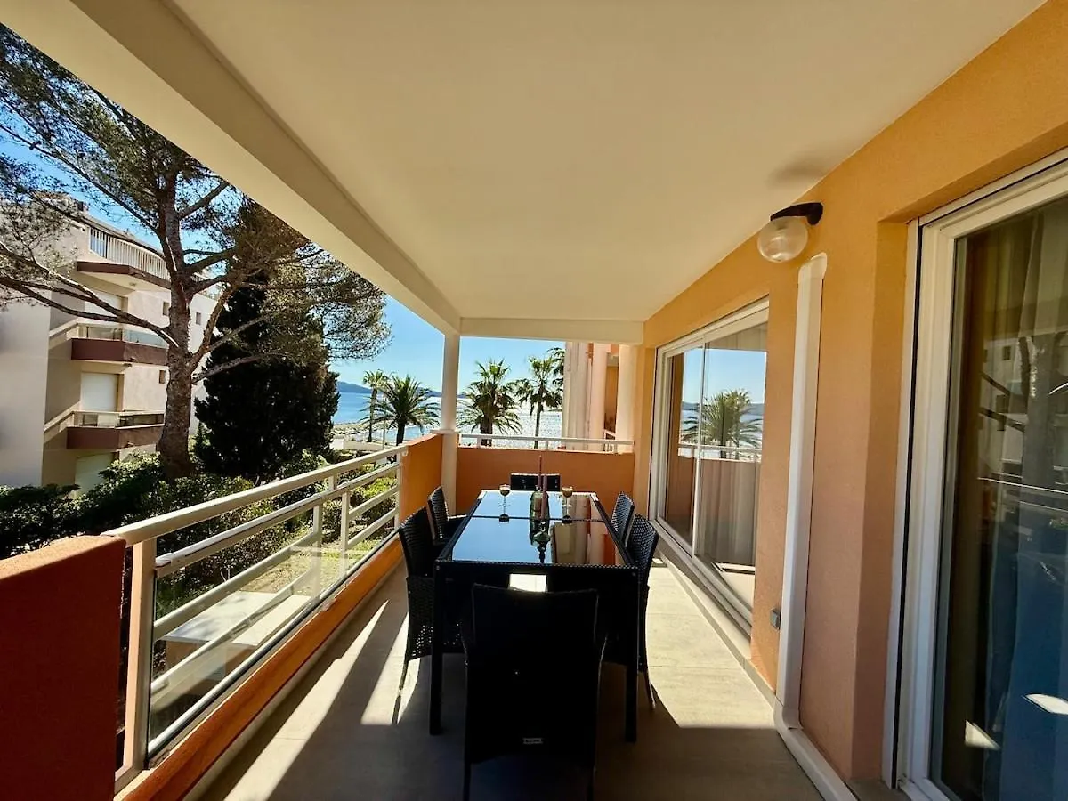 Apartament Stunning Sea View Cavalaire-sur-Mer Francja