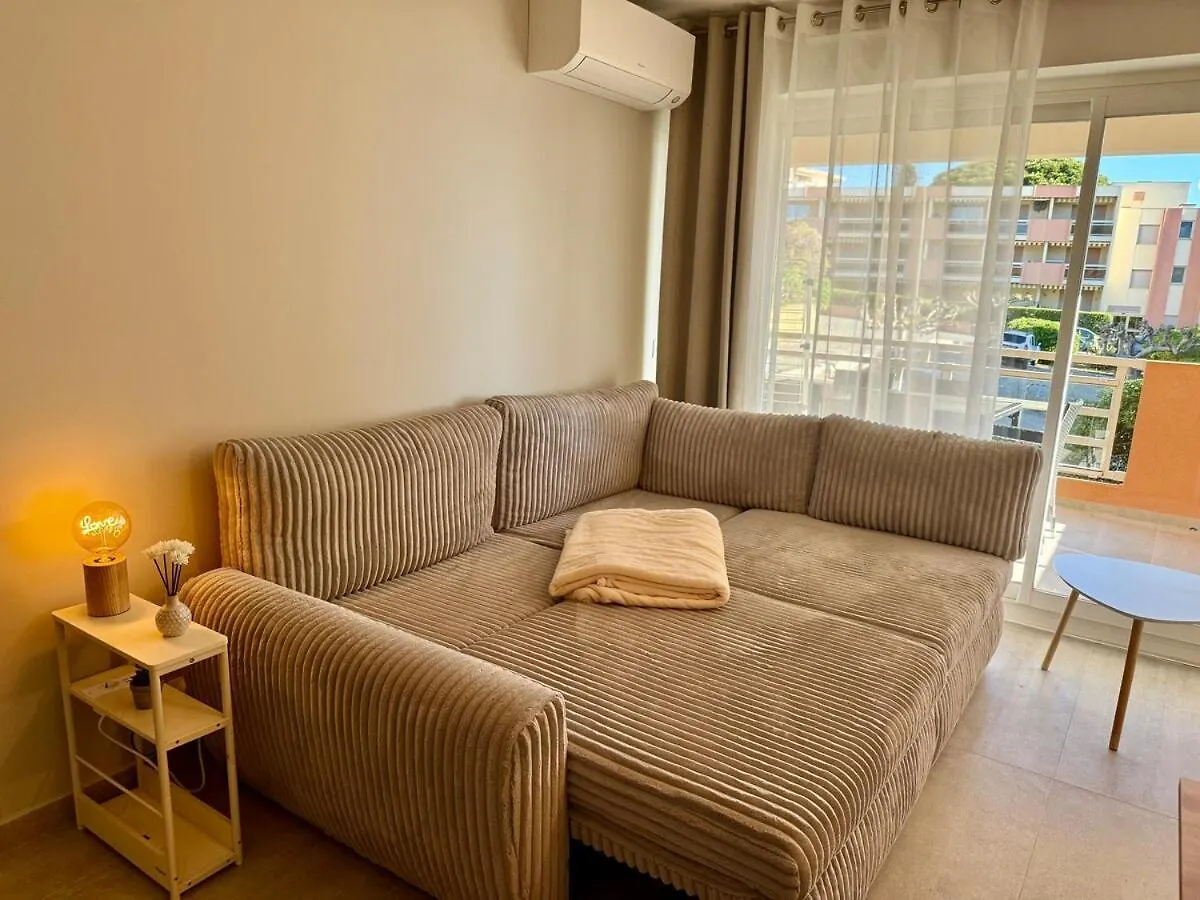 Apartament Stunning Sea View Cavalaire-sur-Mer Francja