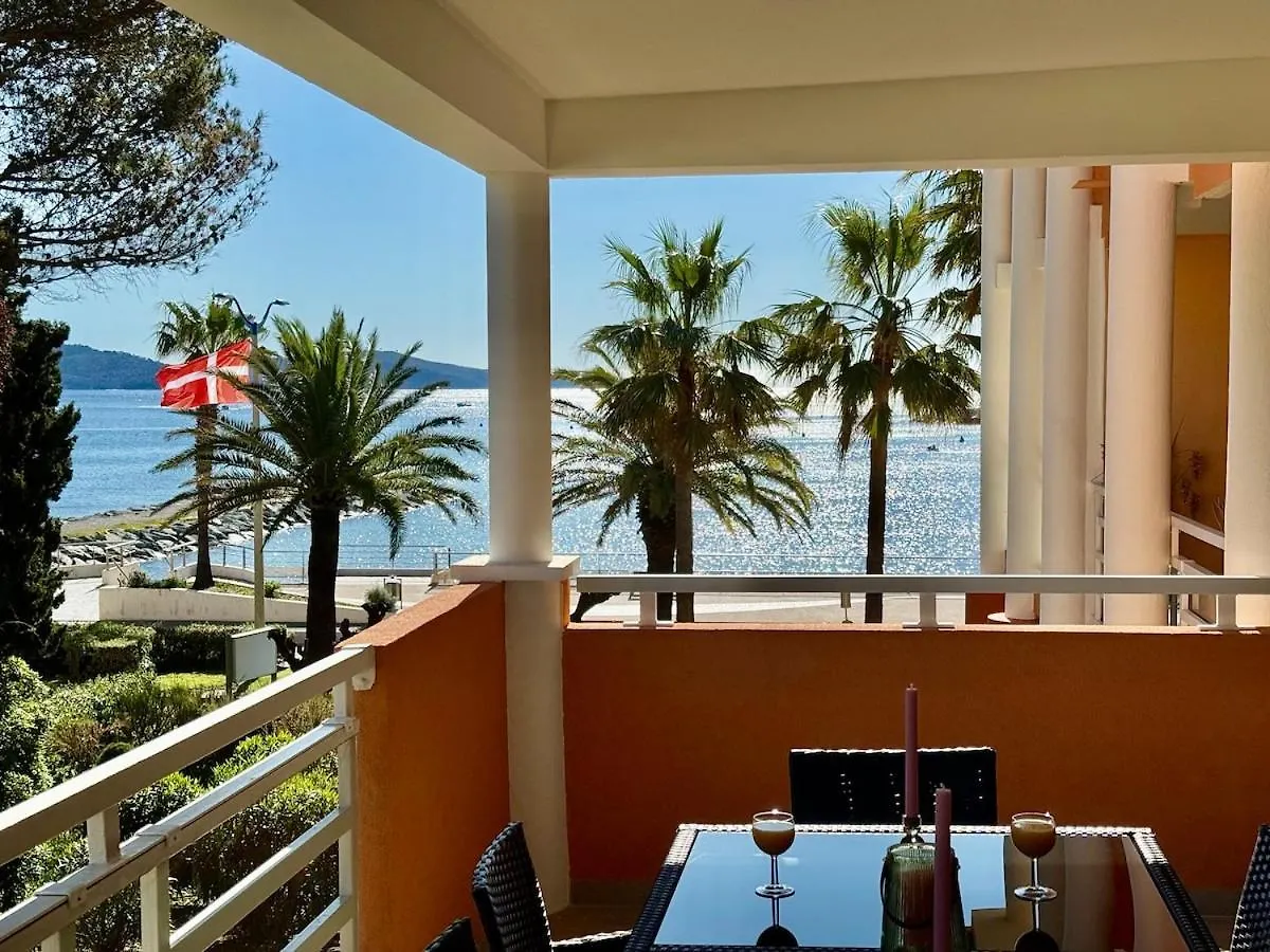 Stunning Sea View location